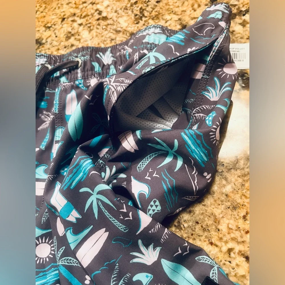 NWT O’Neill Men’s Smash Up Volley Boardshorts